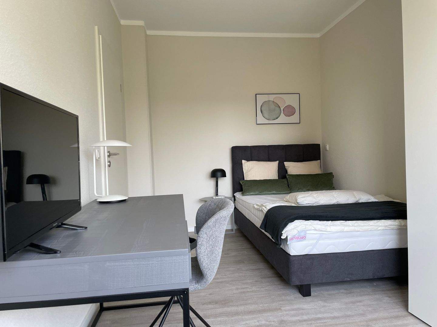 – möbliertes WG-Zimmer –, 47058 Duisburg (Altstadt Duissern)