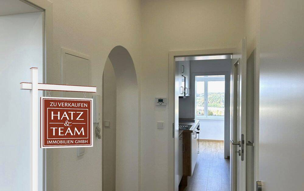 Moderne 2-Zimmer-Wohnung mit Wintergarten und tollem Ausblick in Passau!, 94032 Passau (Altstadt Haidenhof-Nord Haidenhof-Süd Innstadt)