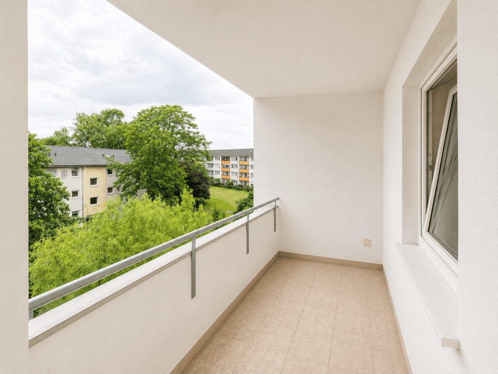 Bonn Alt-Tannenbusch. 3 ZKB und Sonnenbalkon, 53119 Bonn (Auerberg Nordstadt Tannenbusch Zentrum)