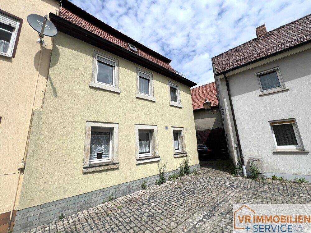 Marktplatzlage mit Potenzial – Wohnhaus zur individuellen Gestaltung in 97631 Bad Königshofen!, 97631 Bad Königshofen i. Grabfeld