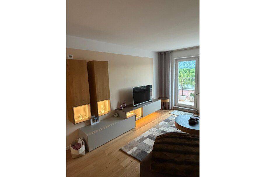 Konz: Penthouse-Wohnung mit unverbaubarem Moselblick, Balkon und EBK – hochwertig in 2025 renoviert – zu verkaufen., 54329 Konz