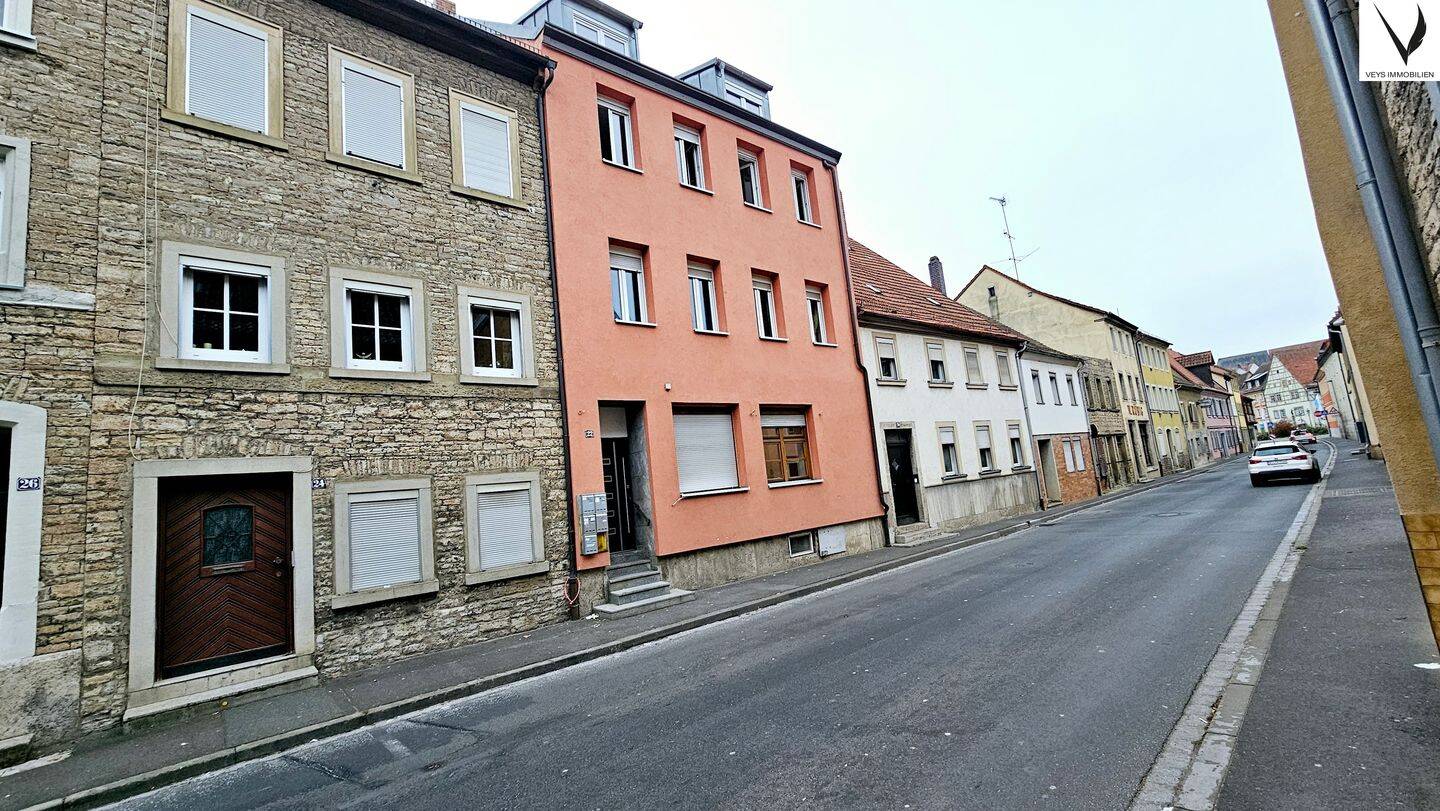 Investoren aufgepasst! Renditestarkes Mehrfamilienhaus in zentraler Bestlage von Kitzingen, 97318 Kitzingen