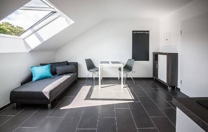 komfortables Apartment in Stuttgart-Hofen – WOHNEN AUF ZEIT, 70378 Remseck am Neckar