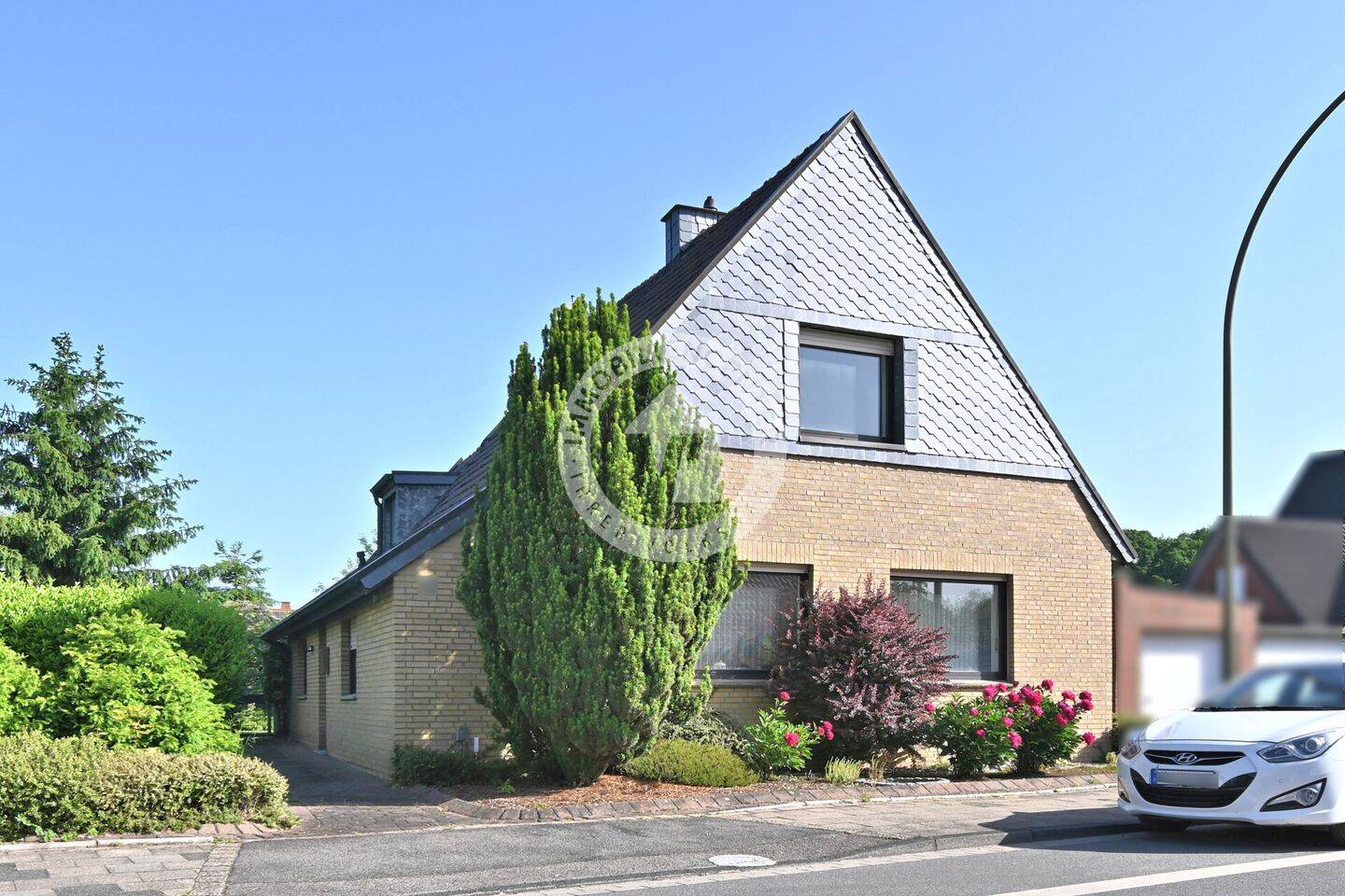 Freistehendes Einfamilienhaus in gefragter Wohnlage mit weitläufigem Gartengrundstück und Garage, 59075 Hamm (Bockum-Hövel Heessen)
