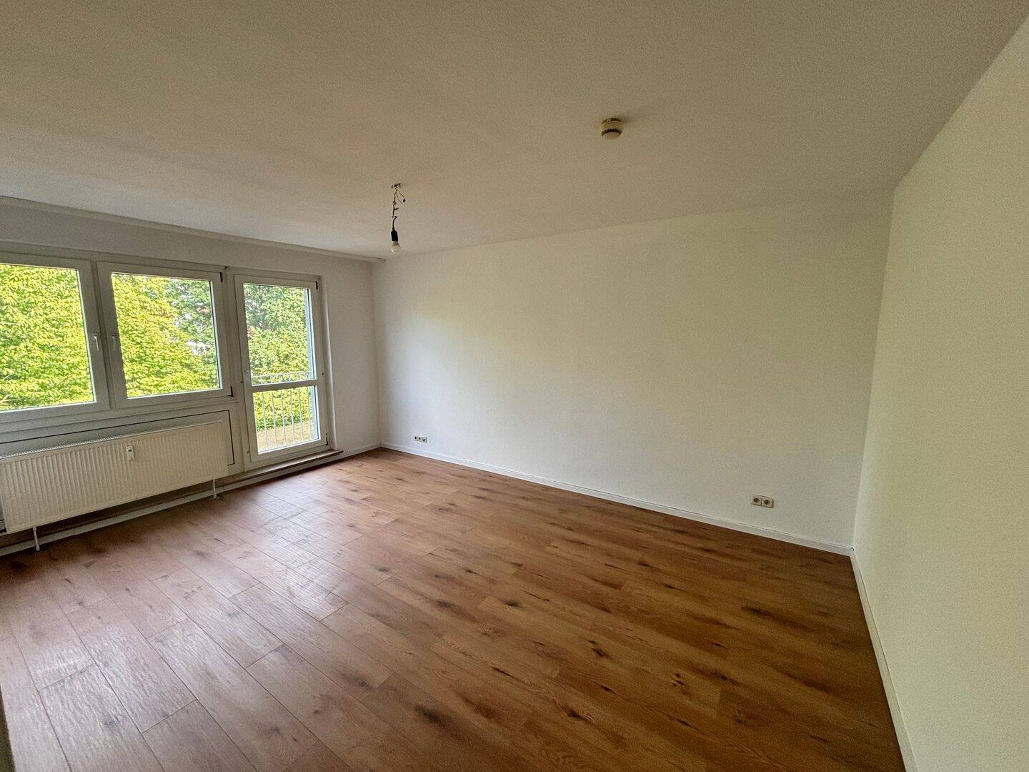 Gepflegte 2-ZKB Wohnung (nur 5 Minuten zur S-Bahn), 63110 Rodgau