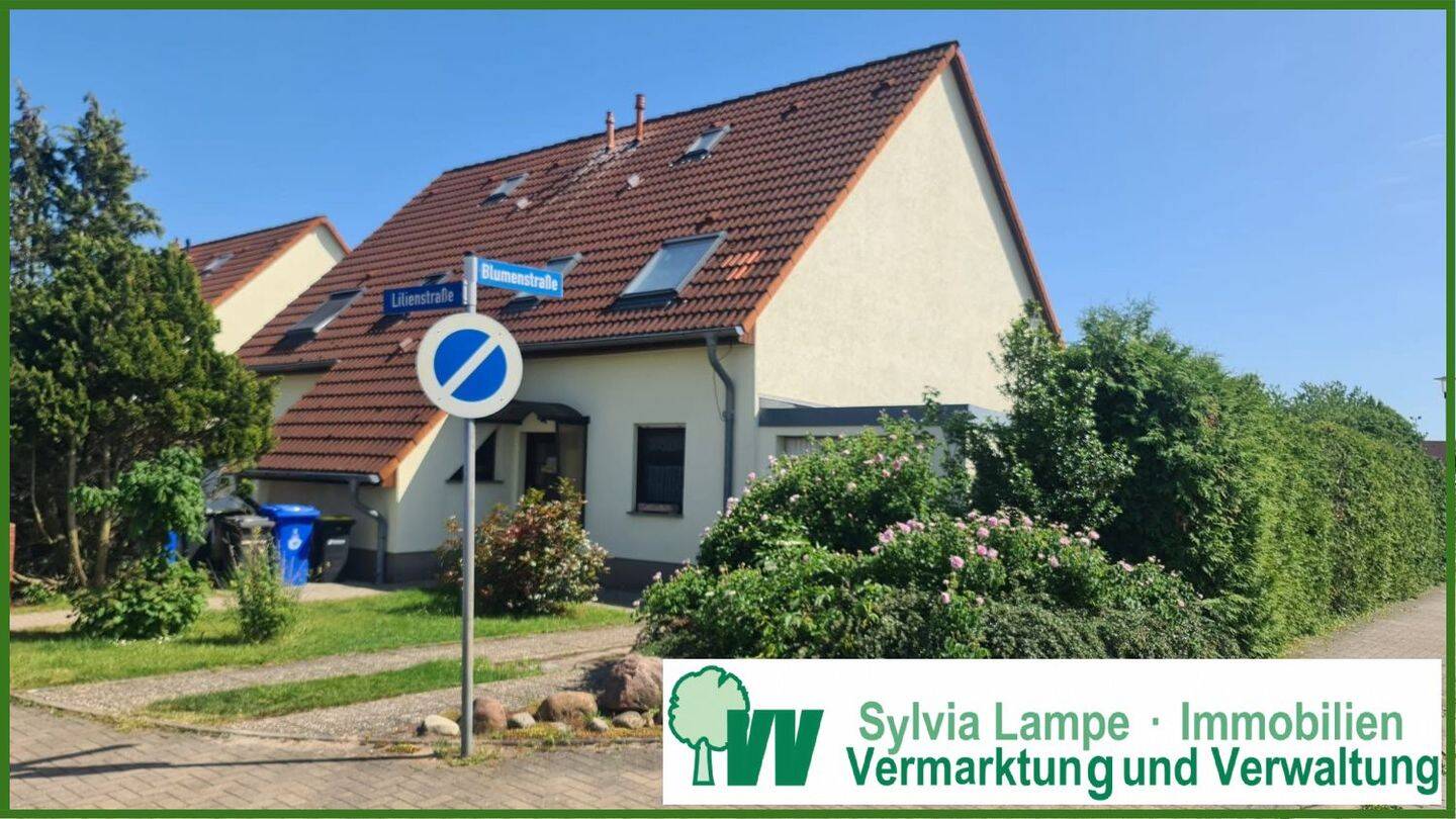 Doppelhaus mit Garage und großem Garten zu vermieten, 39221 Bördeland