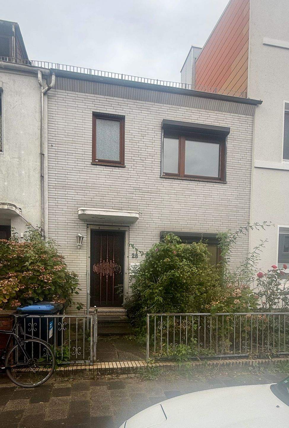 Reihenmittelhaus in beliebter Lage in Bremen Findorff, 28215 Bremen (Bahnhofsvorstadt Findorff-Bürgerweide Regensburger Straße Weidedamm)