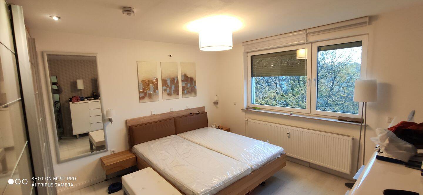 Kernsanierte 3-Zimmer-Wohnung mit zwei Balkonen und malerischem Taunusblick., 65835 Liederbach am Taunus