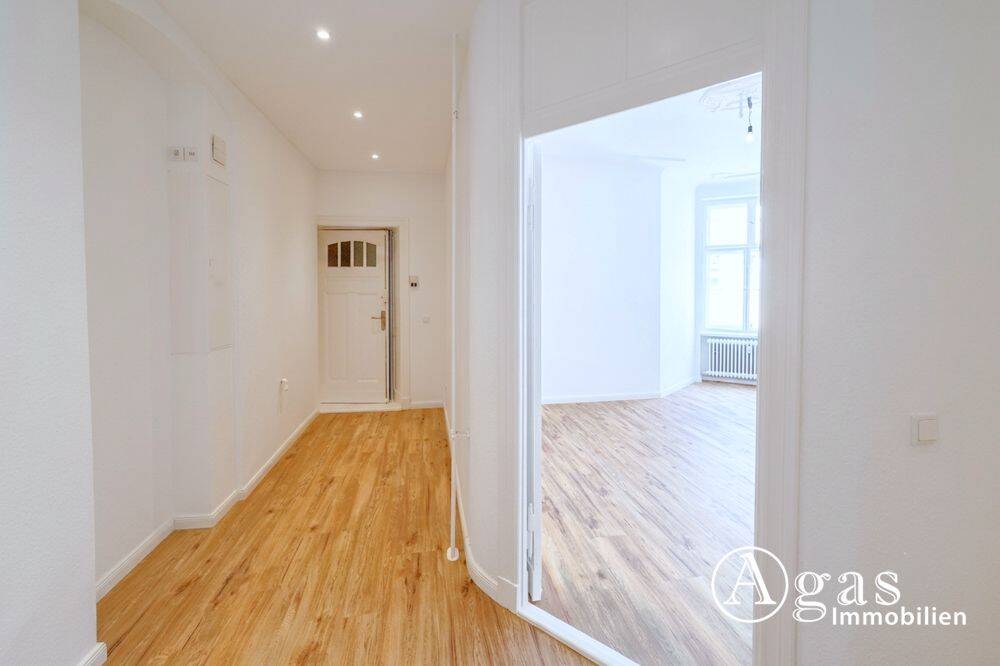 Stilvoll, saniert & mitten in Charlottenburg: Moderner Altbau mit klassischem Stuck, 10589 Berlin (Charlottenburg-Wilmersdorf Charlottenburg Kolonie Gerickes Hof)