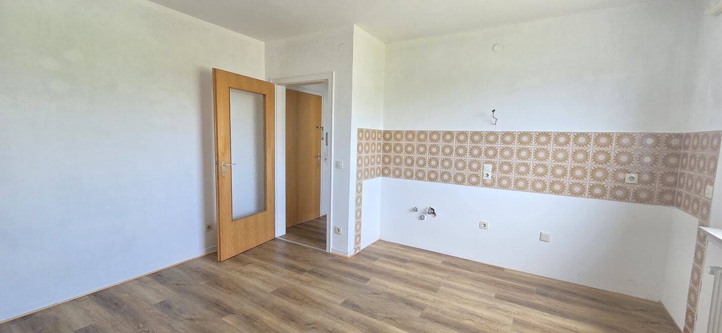 Gut und Günstig Wohnen: 2 Zimmer, Küche, Bad, 33613 Bielefeld (Babenhausen Gellershagen Innenstadt)
