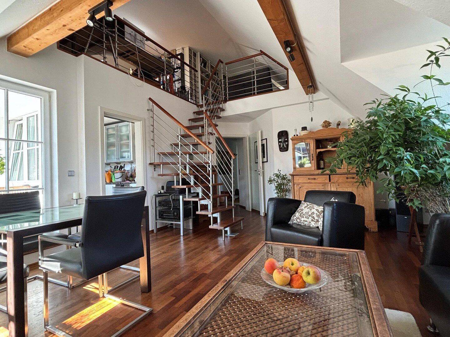 DG Galerie-Wohnung 2,5 Zi. mit sonniger Dachterrasse – Wohntraum für Singles und Paare, 81549 München (Obergiesing Ramersdorf-Perlach Untergiesing-Harlaching)