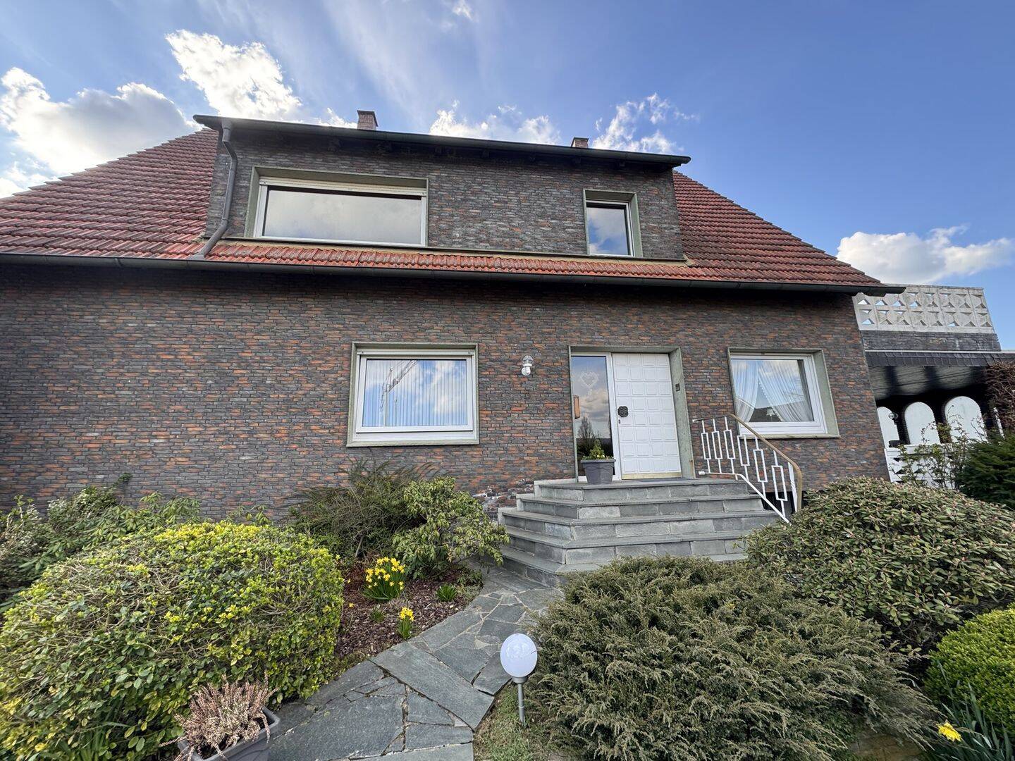Schöne Obergeschoss Wohnung in ruhiger Nebenstraße von Bad Oeynhausen/ Dehme, 32549 Bad Oeynhausen