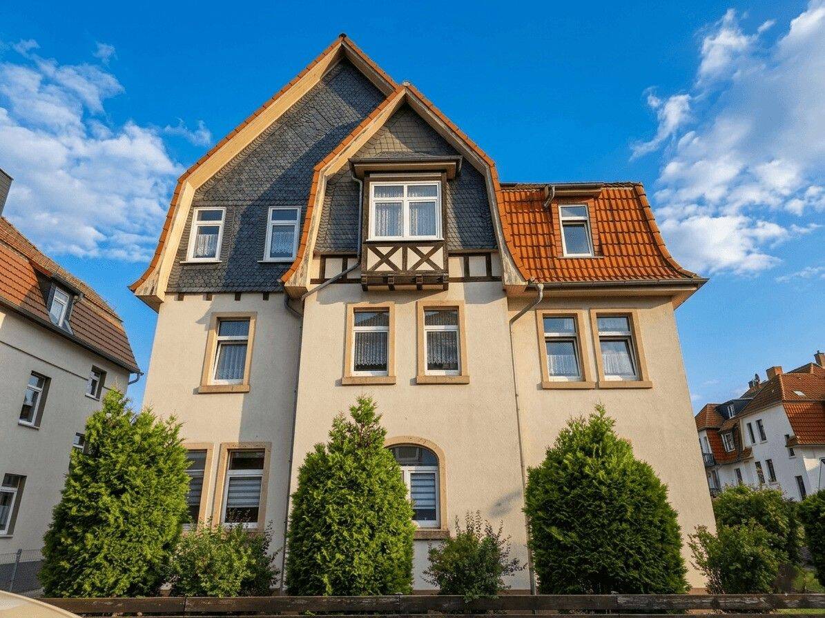 Faktor 14 – Mehrfamilienhaus mit Stellplätzen in ruhiger Lage von Gotha, 99867 Gotha