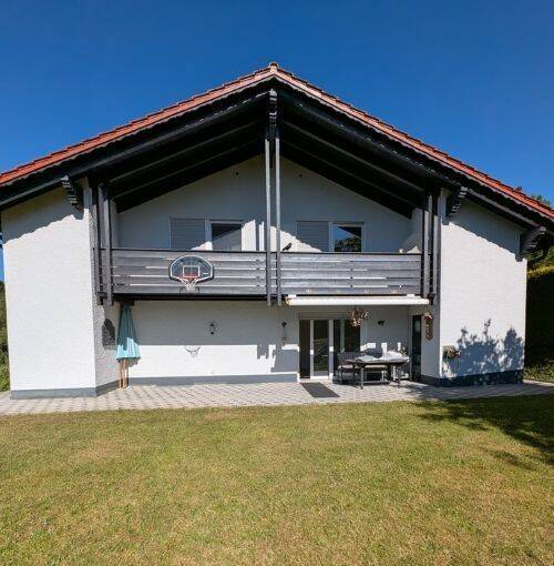Attraktives Anwesen, attraktiver Preis! Top Zustand in Bad Kötzting, 93444 Bad Kötzting