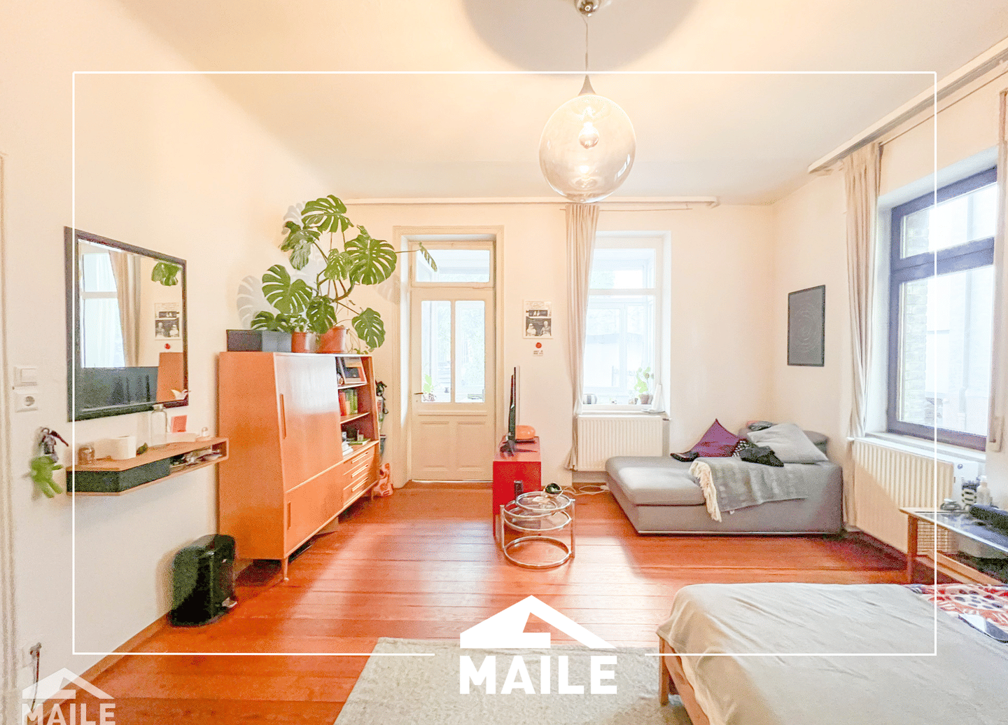 Großzügige 5,5 Zimmer Altbauwohnung mit Balkon und Loggia im beliebten Stuttgarter Süden, 70199 Stuttgart (Süd)