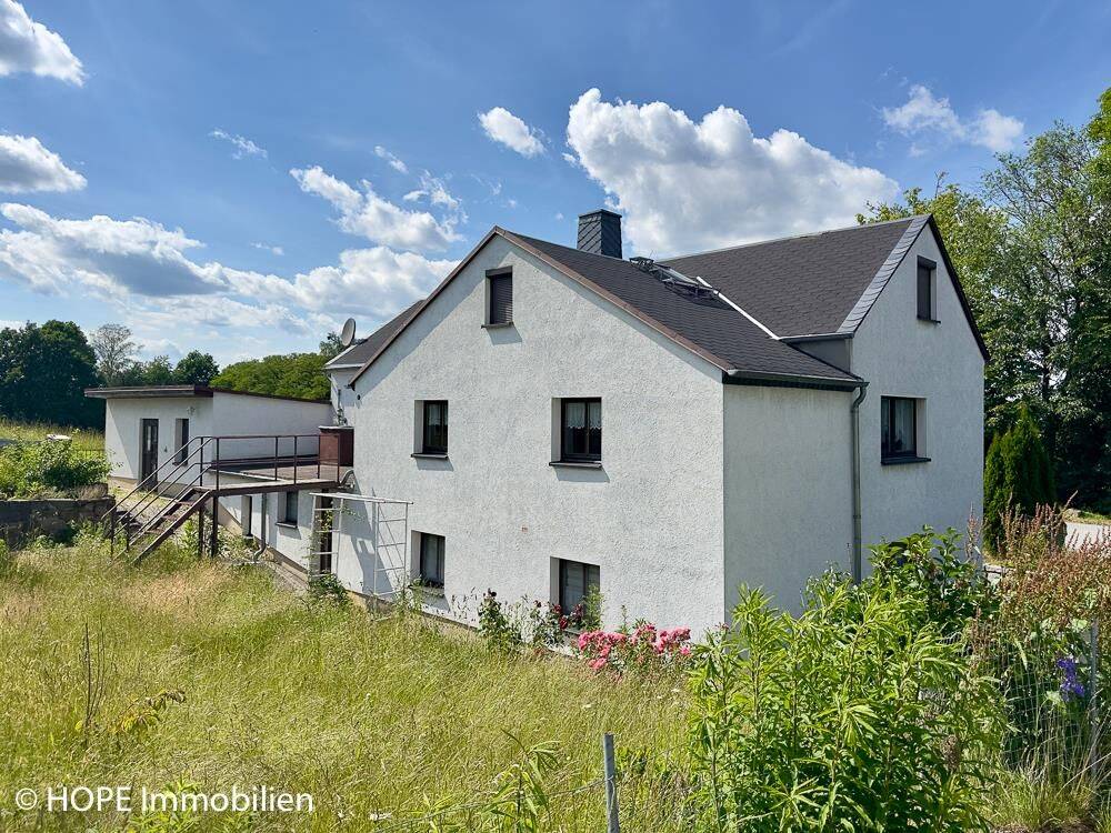 Großzügiges Einfamilienhaus mit vielfältigem Nutzungspotenzial in Neukirch, 1904 Neukirch/Lausitz