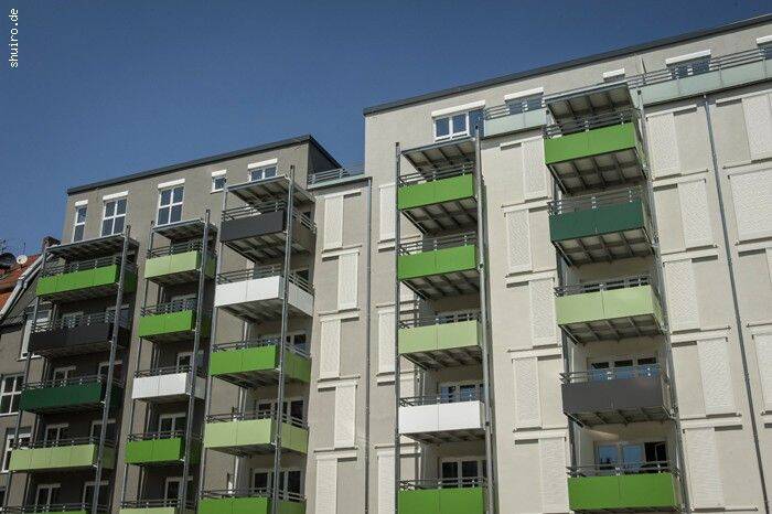 Moderne 3 Zimmerwohnung mit Balkon und Aufzug, 90763 Fürth (Südstadt Weikershof)