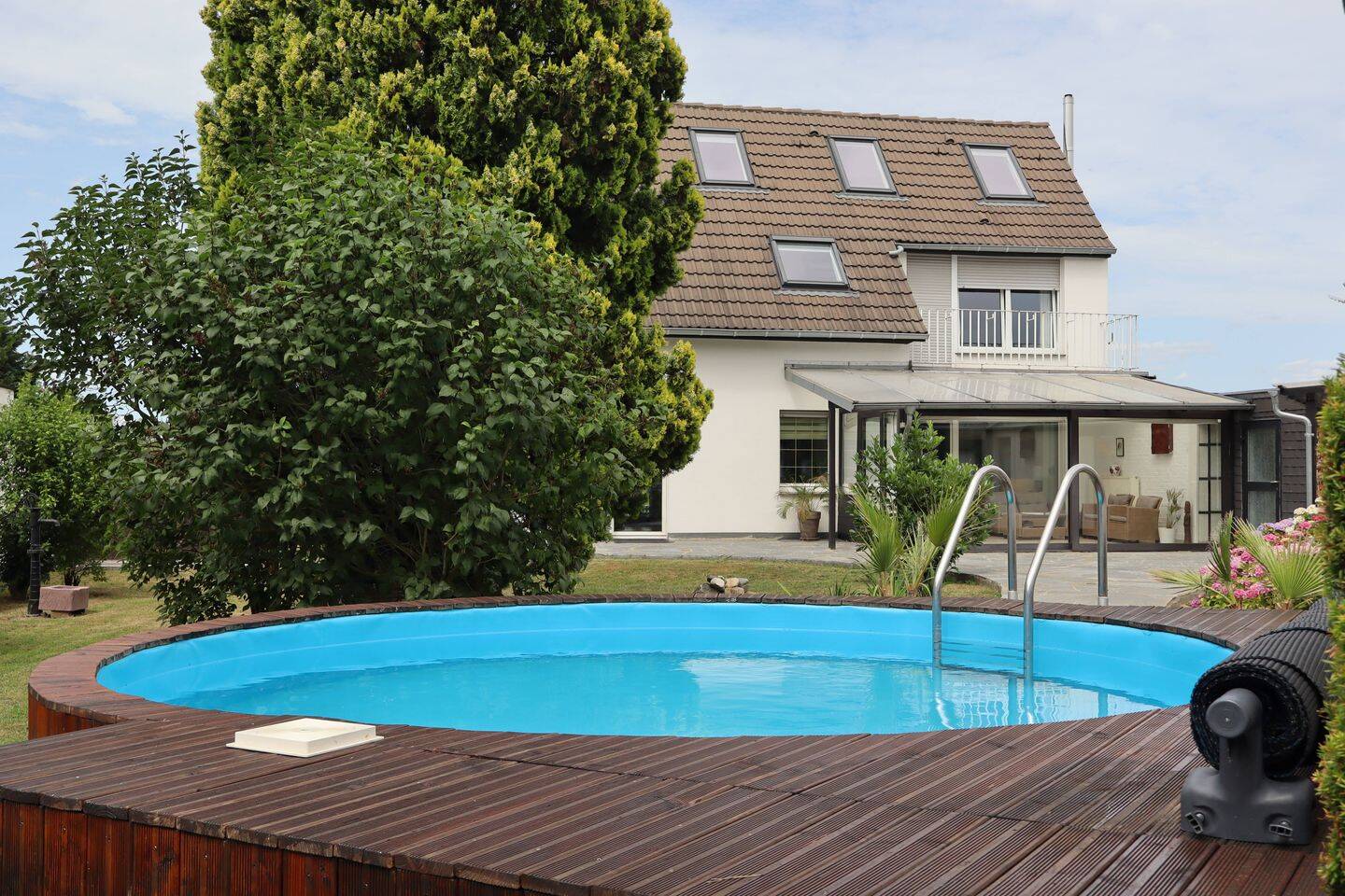 Von Privat; Saniertes freistehendes Einfamilienhaus in Jüchen, 41363 Jüchen