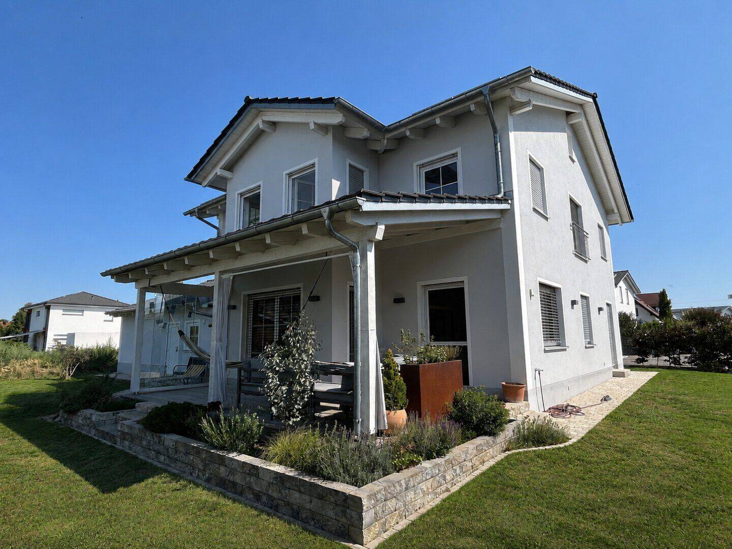 Stilvolles Einfamilienhaus in ruhiger Siedlungslage mit hochwertiger Ausstattung und durchdachter Smart-Home-Technik, 86853 Langerringen