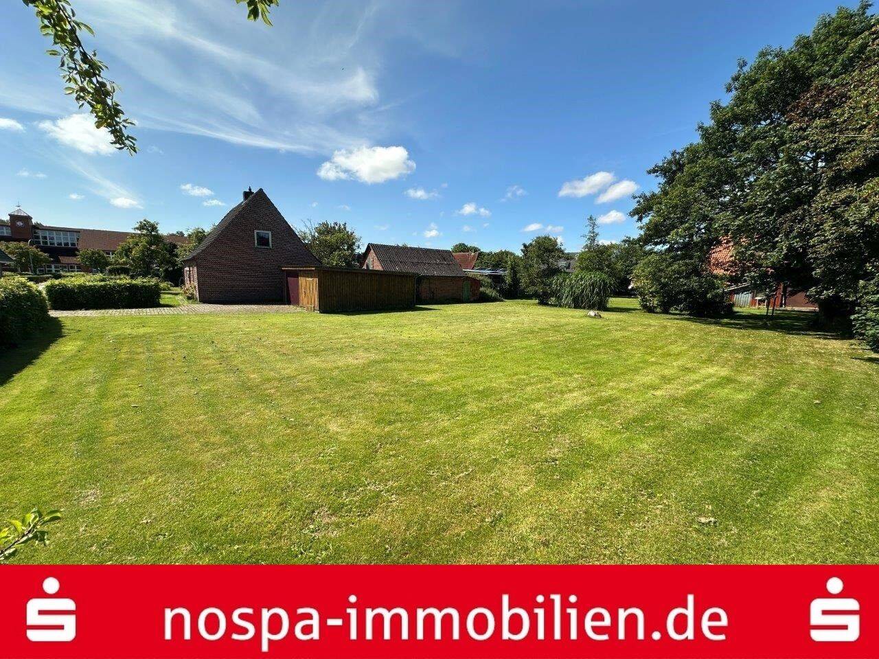 Seltene Gelegenheit: Großes Wohnbaugrundstück mit Baulücke und Restbausubstanz, 25927 Neukirchen