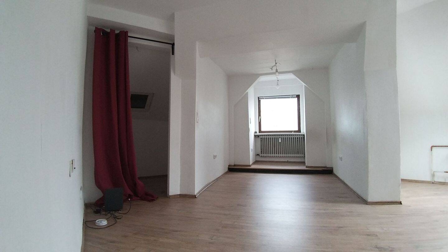 Helles und geräumiges Zimmer in Zweier-WG, 52070 Aachen