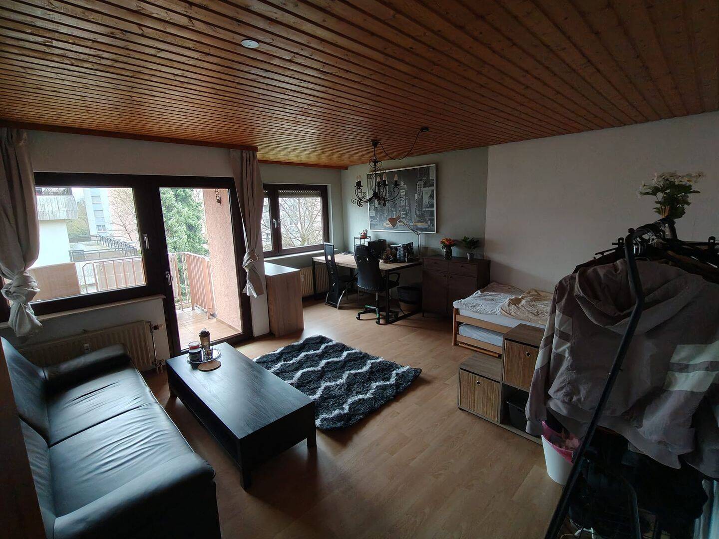 WG-ZIMMER IN RUHIGER LAGE, 74078 Heilbronn (Biberach Frankenbach Heilbronn Kirchhausen Neckargartach)