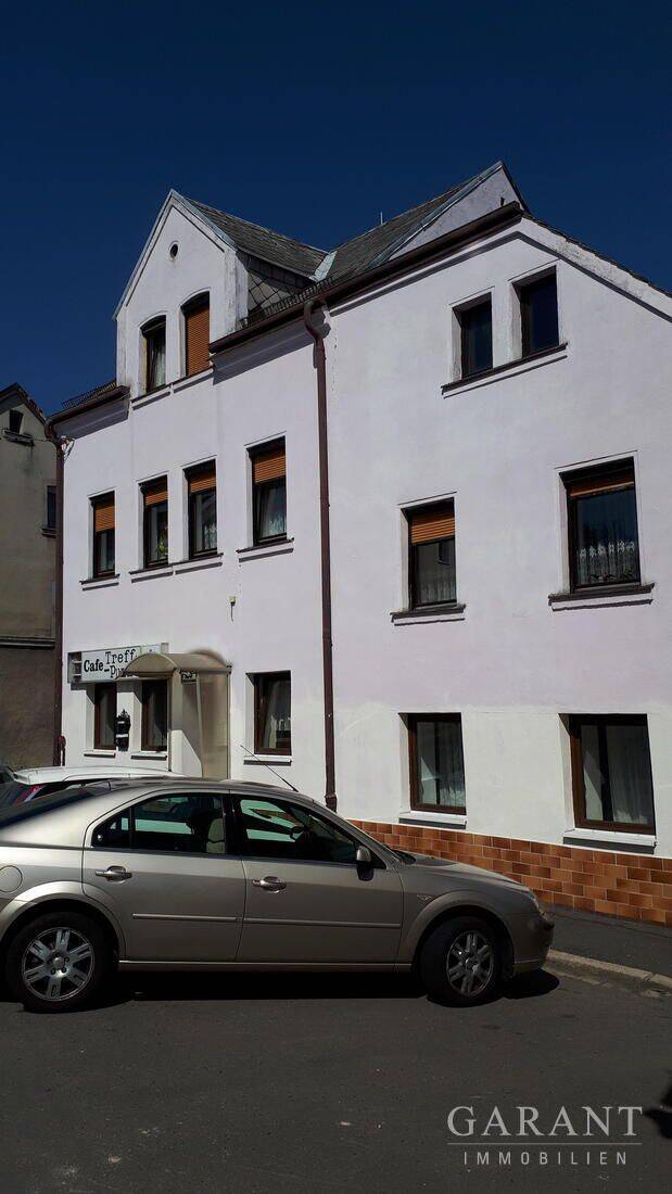 Zweifamilienhaus mit Cafe-/Gewerbe im Erdgeschoss- zentrale Lage in REHAU!, 95111 Rehau