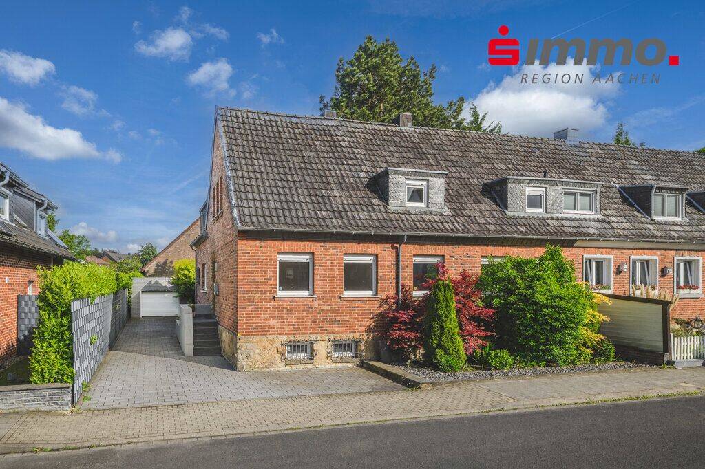Charmantes Einfamilienhaus mit sonnigem Grundstück und Garage in sehr beliebter und ruhiger Lage, 52078 Aachen