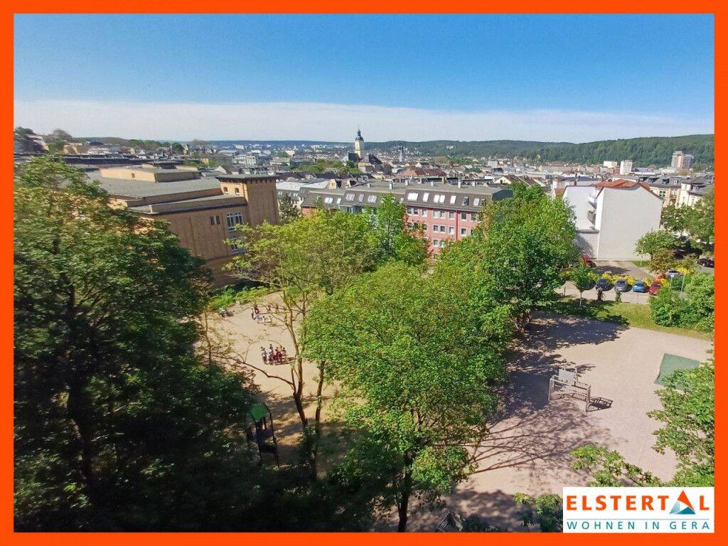 Modern und komfortabel wohnen in komplett saniertem Haus! Mit Aufzug in zentraler Lage!, 7546 Gera