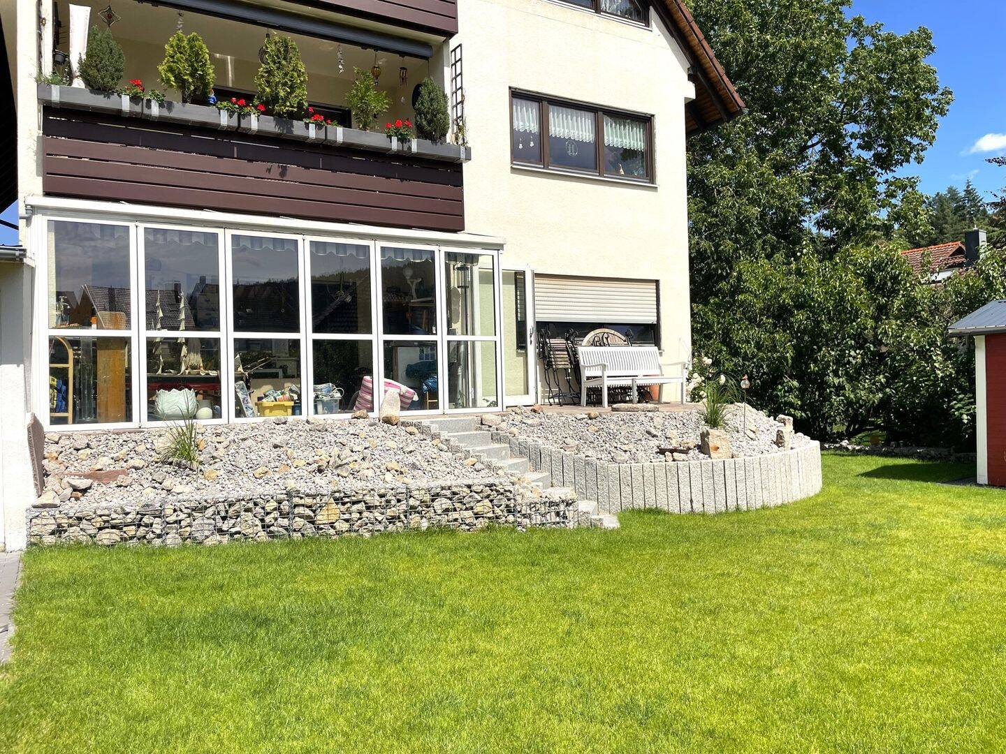 Zentrumsnah: Helle Wohnung mit Garten und Garage, 76593 Gernsbach
