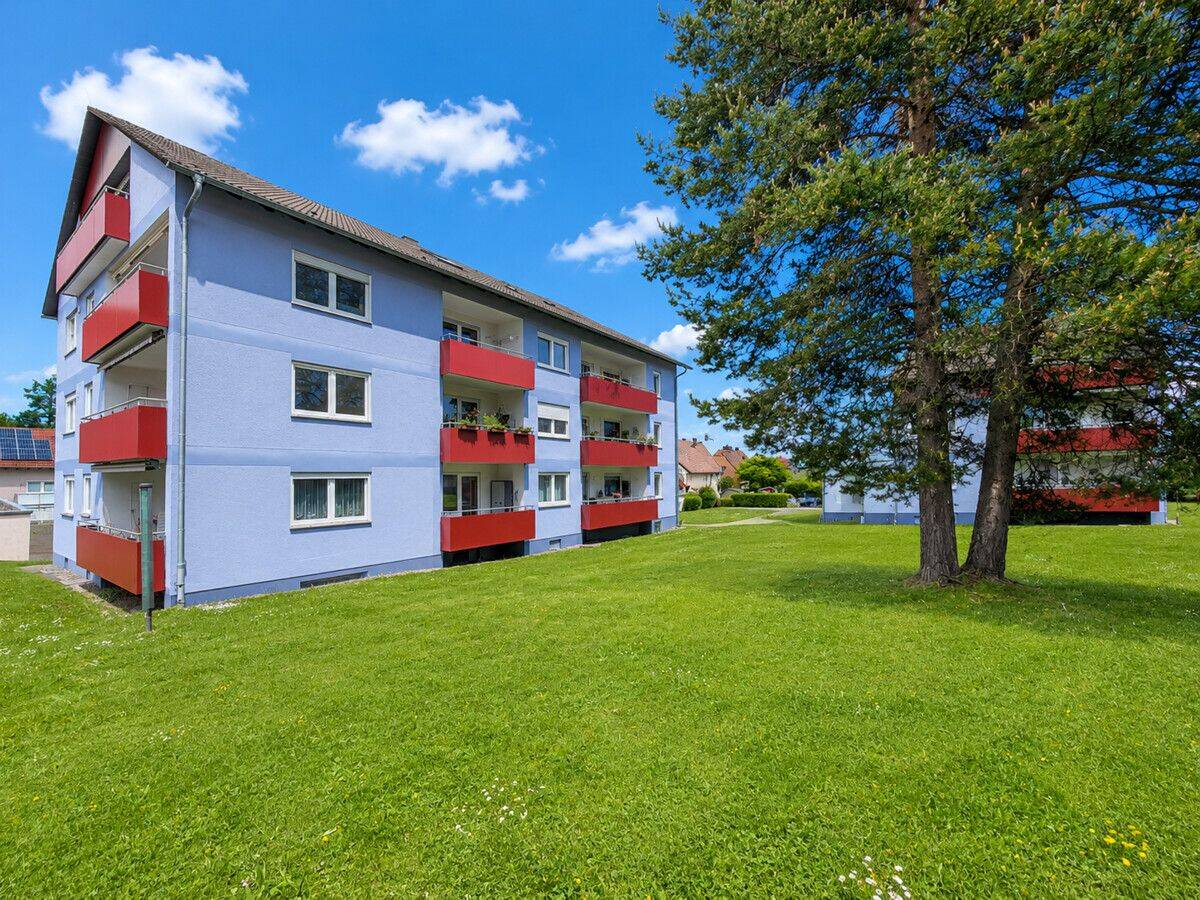 Sofort verfügbar – Großzügige 3-Zimmer-Wohnung mit Balkon und 2 Garagen, 78166 Donaueschingen