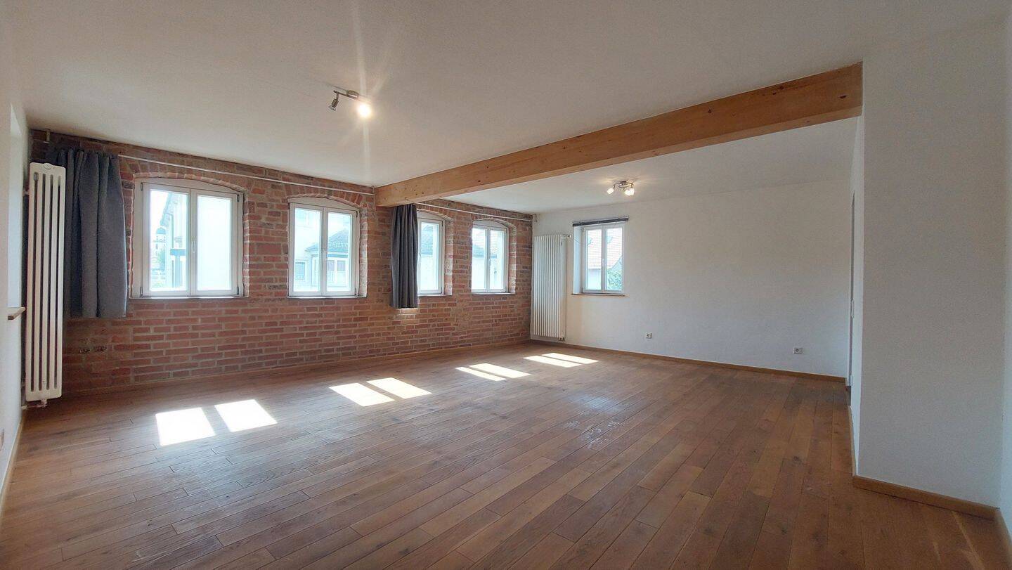 Wohnen mit Atmosphäre – gepflegte Wohnung mit stilvollen Details in Kitzingen, 97318 Kitzingen