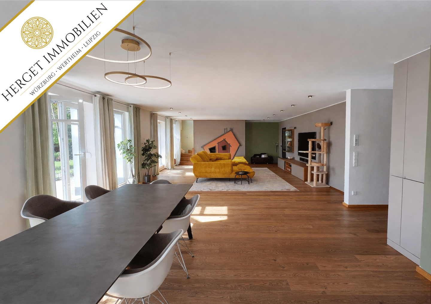 Moderne Traumwohnung mit Gartenanteil und Swim-Spa, 63773 Goldbach