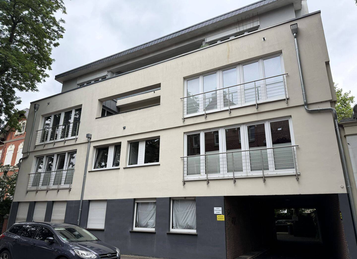 Vermietete Eigentumswohnung mit Loggia & Stellplatz in zentraler Lage von Gütersloh, 33330 Gütersloh