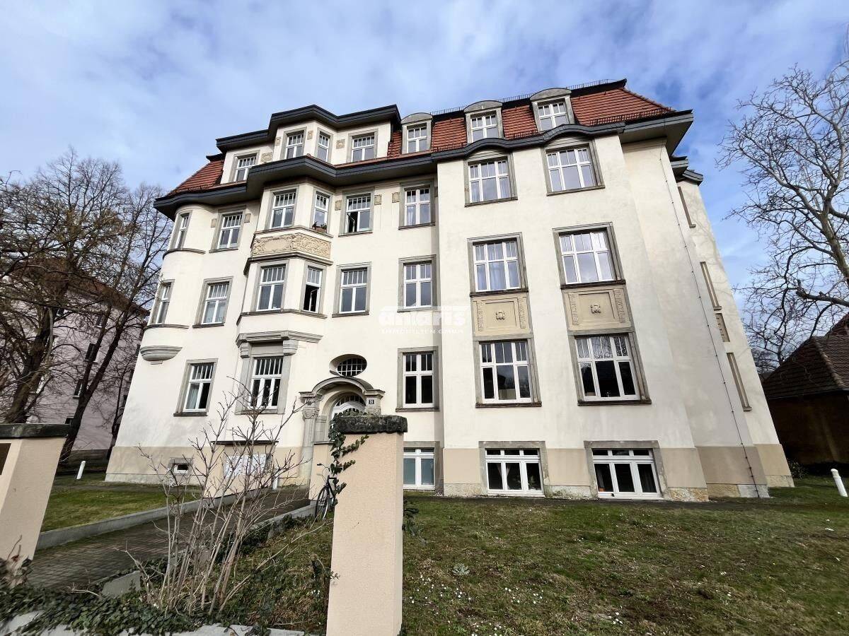 antaris Immobilien GmbH ** Geräumige 2-Raum-Souterrainwohnung in TU-Nähe **, 1187 Dresden