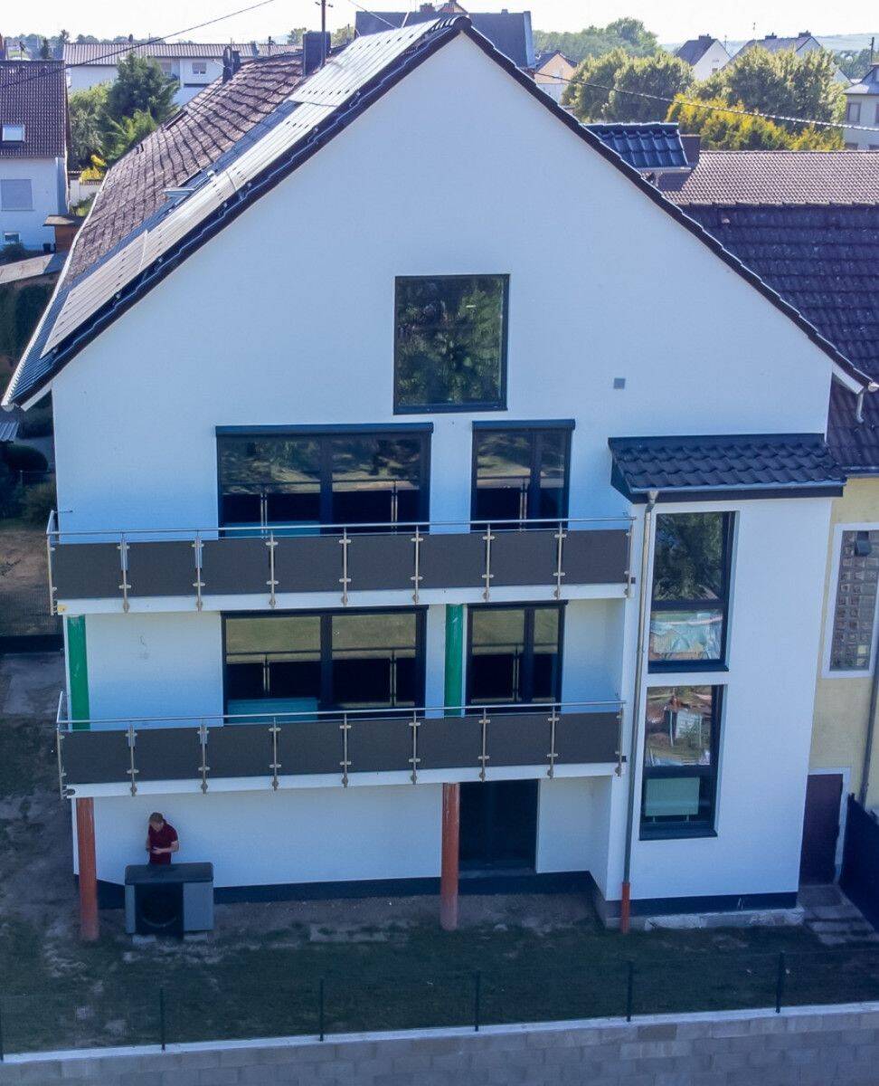 Erstbezug: Exklusive 4-Zimmer-Wohnung mit Rheinblick, 56575 Weißenthurm
