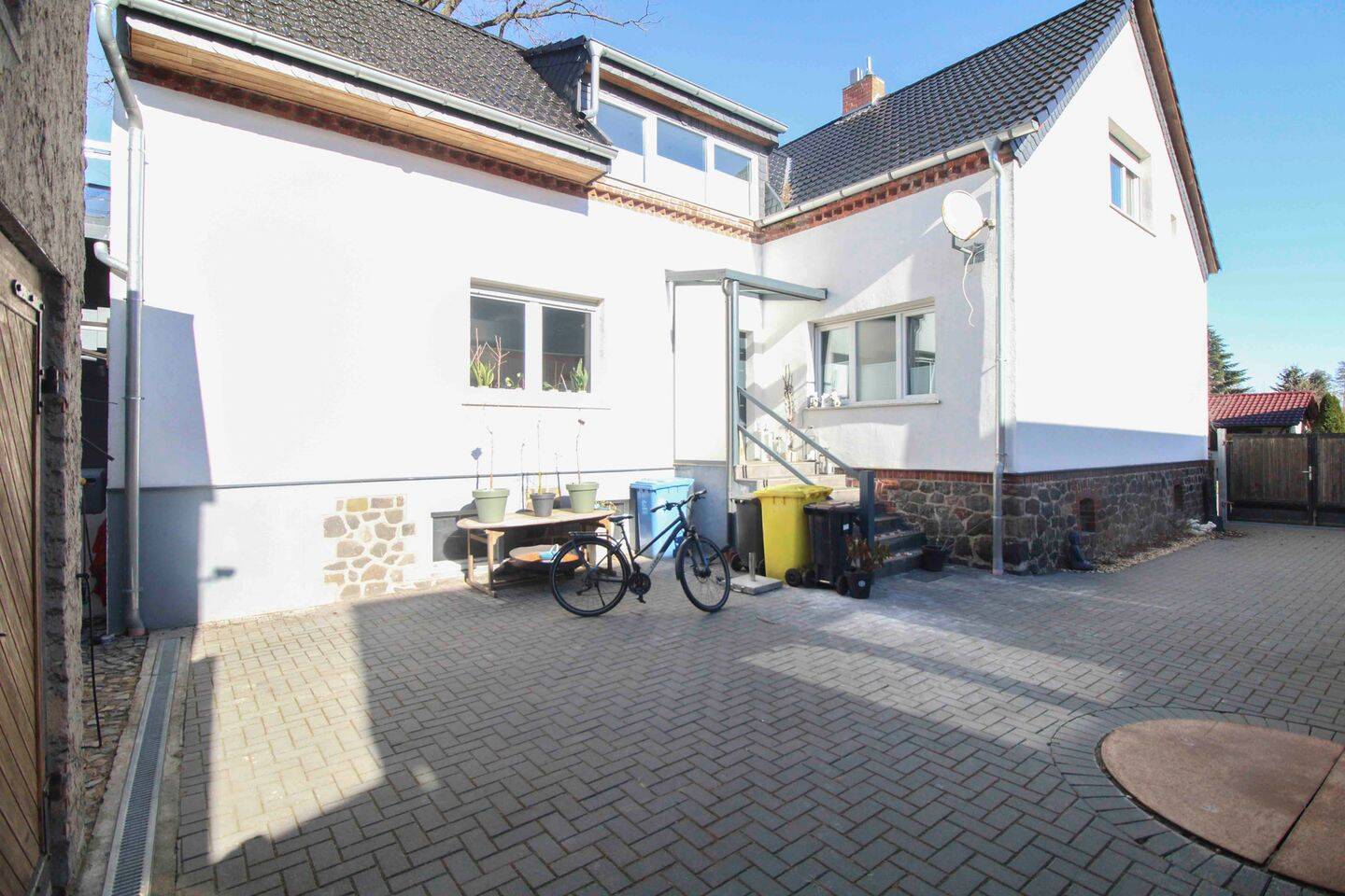 VB: Gehoben und neuwertig: 7-Zi.-EFH mit Garten in Burgstall, 39517 Burgstall