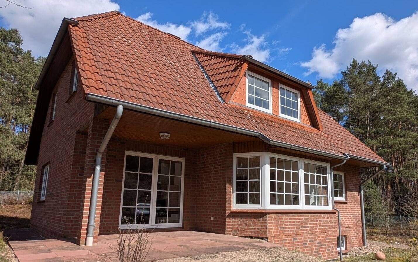 Selten: Einfamilienhaus mit Doppelgarage direkt am Waldrand!, 29308 Winsen (Aller)