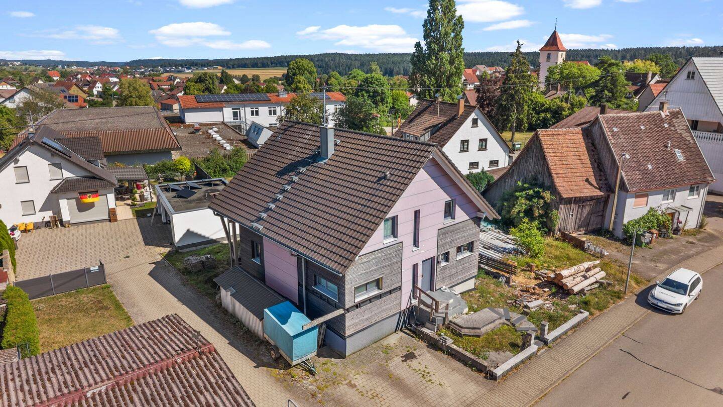 Großzügiges, modernes Wohnen in Altensteig-Spielberg – 5 Zimmer, kleiner Garten & ruhige Lage, 72213 Altensteig