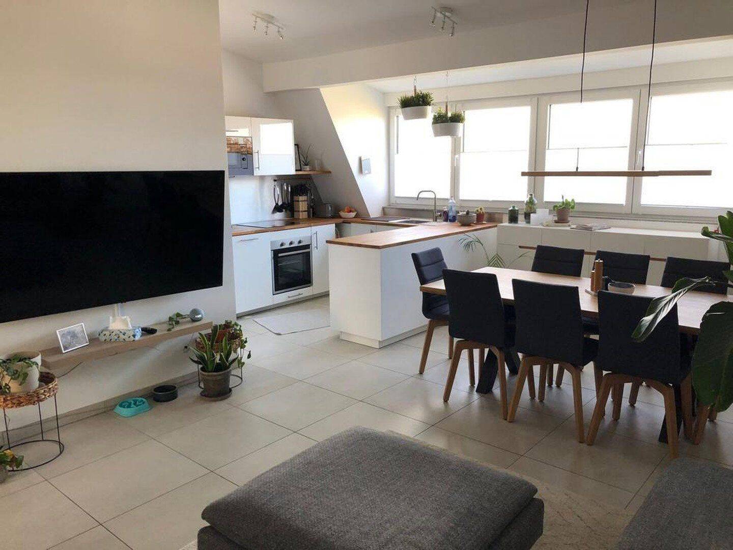 Wohnung von 2019 barrierefrei mit Stellplatz in MA-Rheinau Dachgeschoss, 68219 Mannheim (Rheinau)