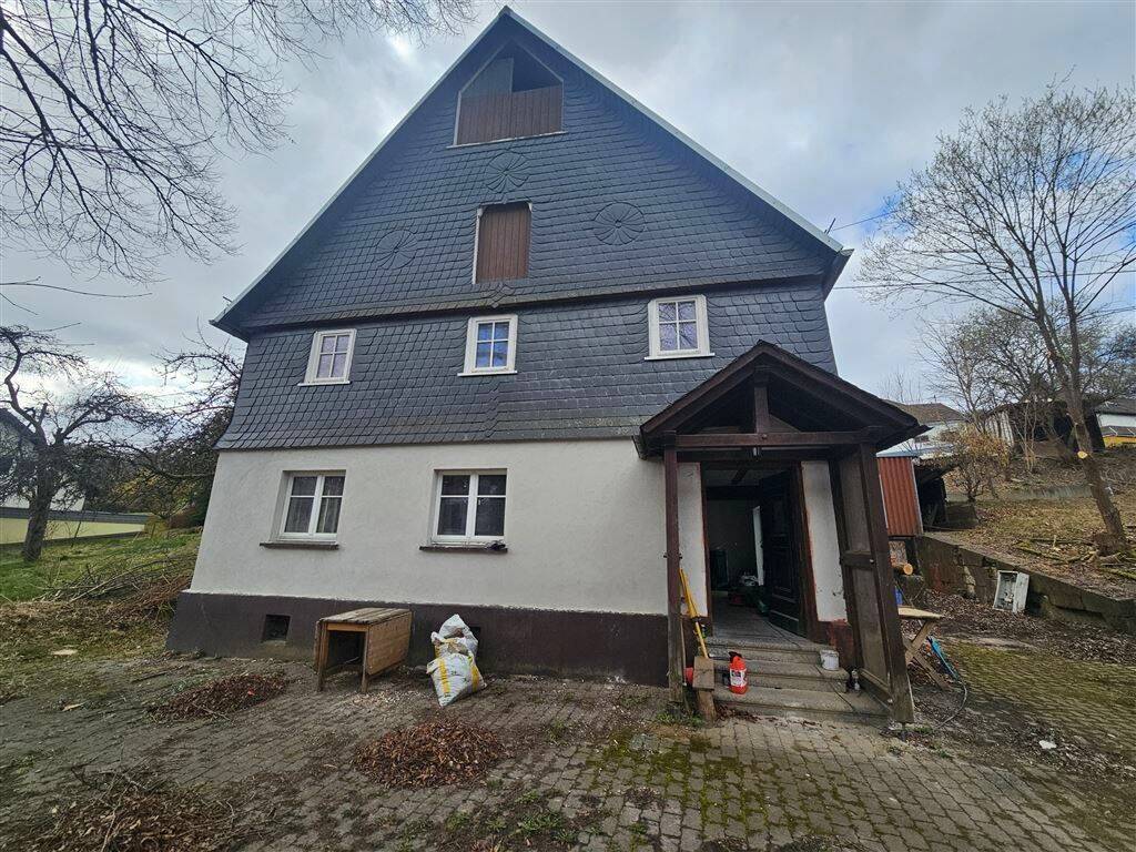 Charmantes Fachwerkhaus mit großem Grundstück, 57074 Siegen