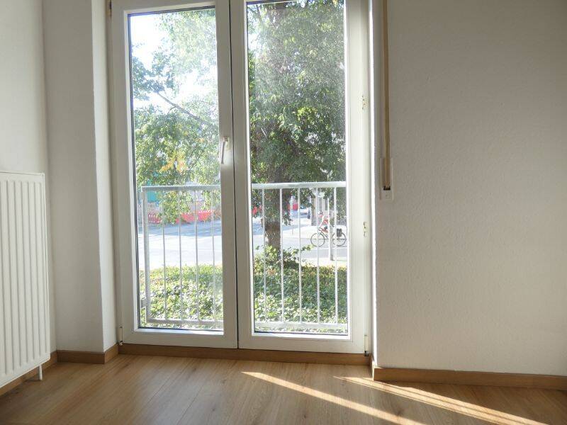 Pärchenwohnung: Aus Zwei mach Eins*, 4277 Leipzig (Connewitz Marienbrunn)