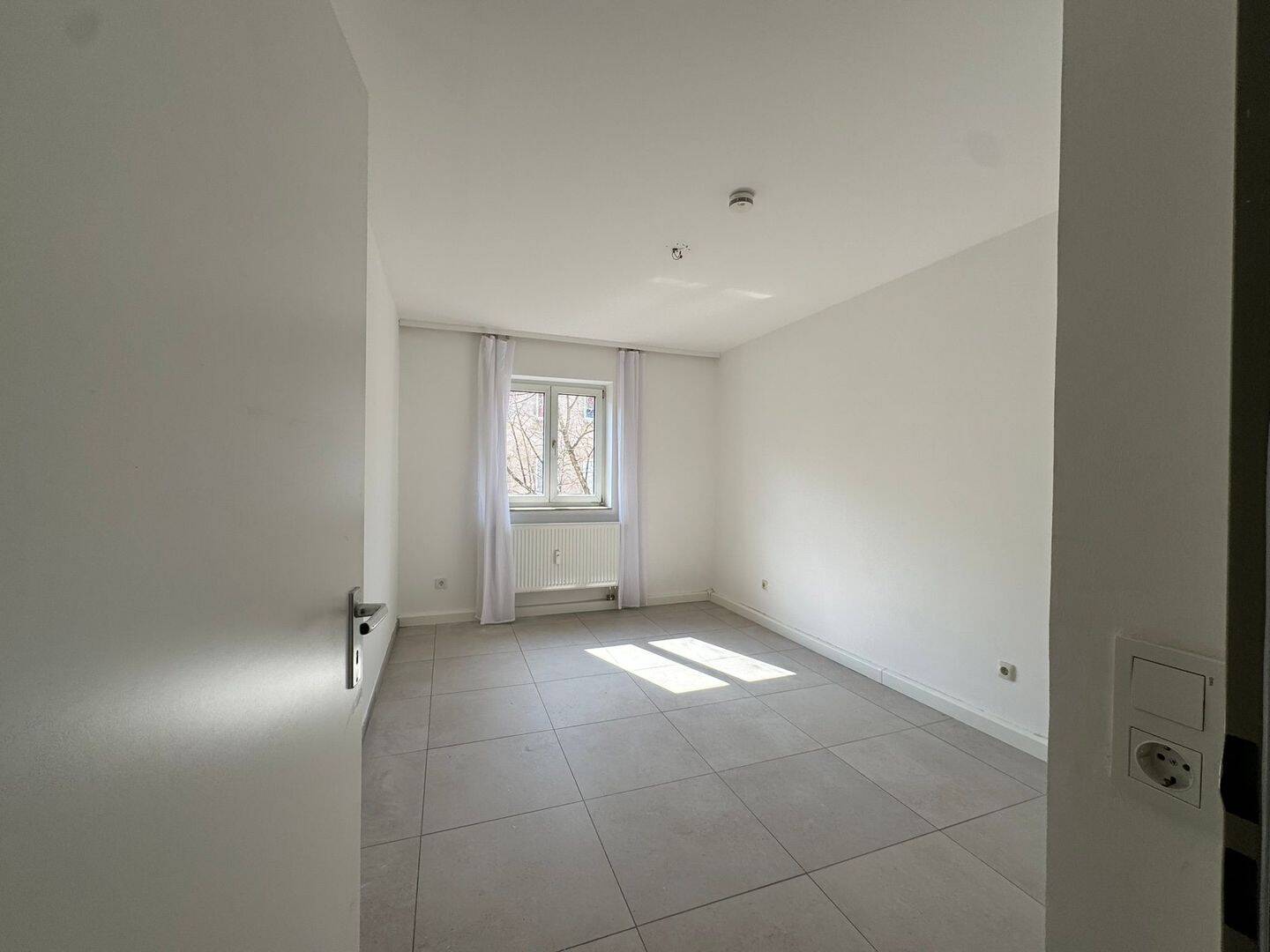 HEGERICH: Helle 3-Zimmer-Wohnung mit optimaler Raumaufteilung, 90429 Nürnberg