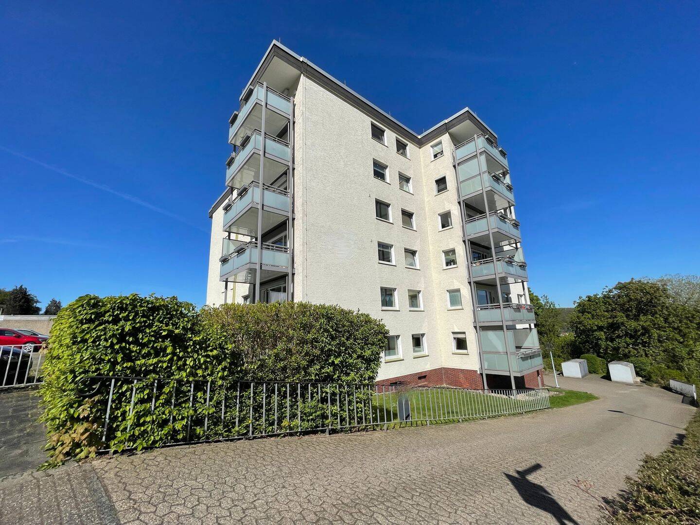 WOHNKOMFORT MIT WEITBLICK: GEPFLEGTE EIGENTUMSWOHNUNG SAMT GARAGE !!!, 58135 Hagen (Haspe)