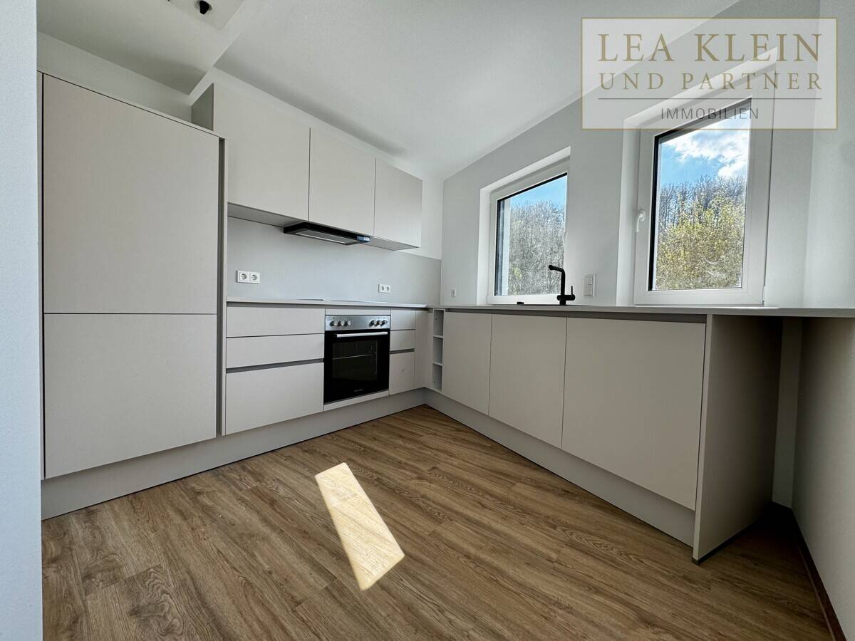 Sonnige Wohnung mit Balkon, moderner Küche & Aufzug – barrierefrei & komfortabel (4), 57258 Freudenberg