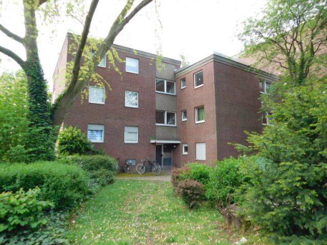 Einziehen und Wohlfühlen – renovierte 4-Zimmer-Wohnung im 1. OG mit Balkon…, 47809 Krefeld