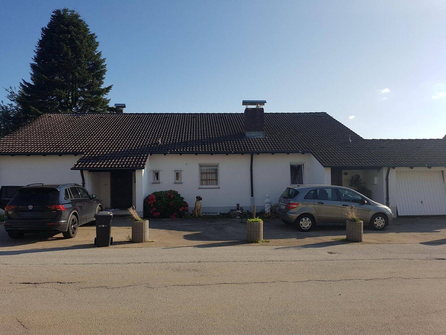 Voll vermietetes Zweifamilienhaus mit Doppelhauscharakter, 94110 Wegscheid