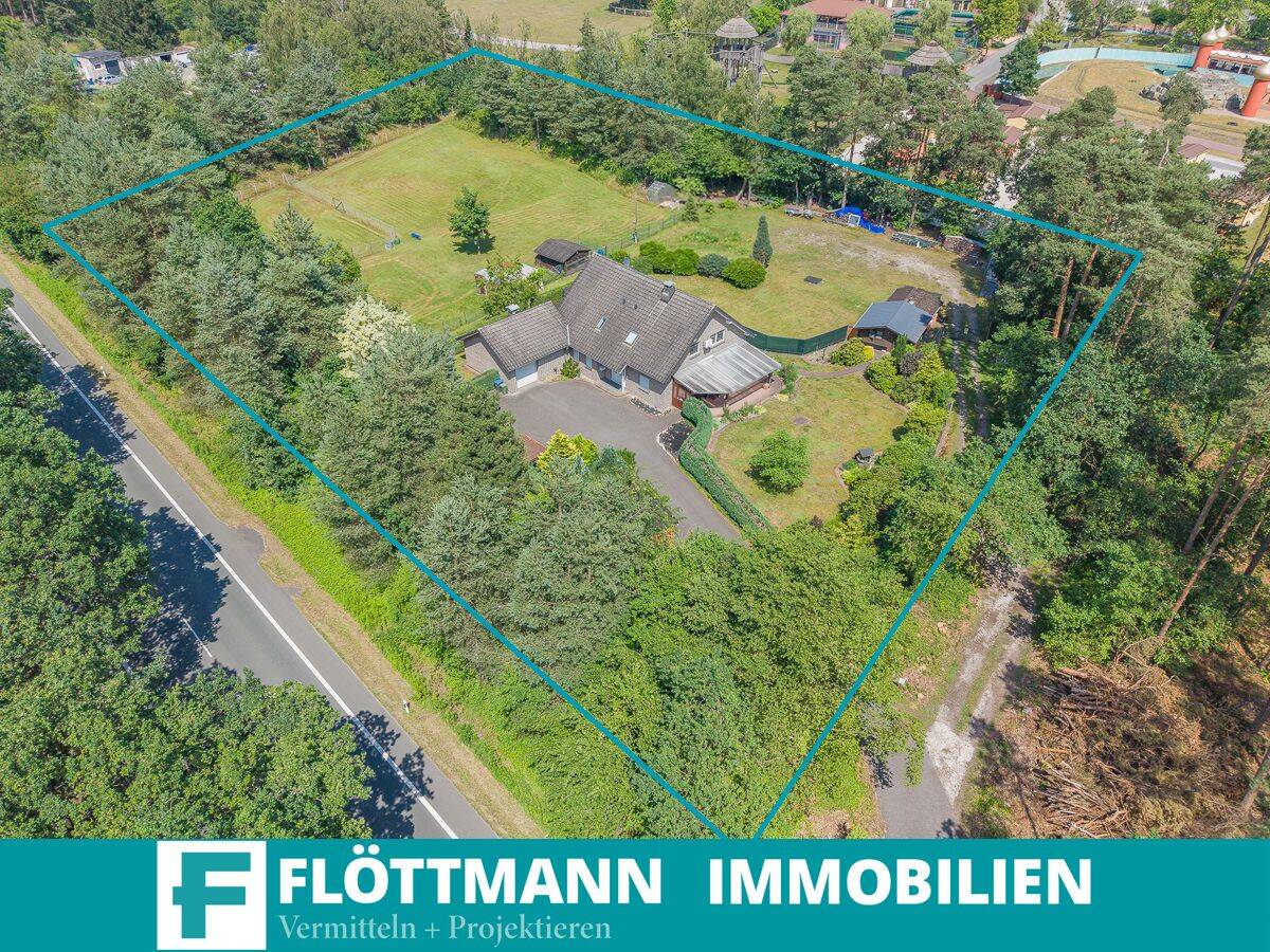 Freiraum für Familie, Hobby und Leben: Großzügiges Haus auf ca. 7.500 m² in Alleinlage!, 33758 Schloß Holte-Stukenbrock