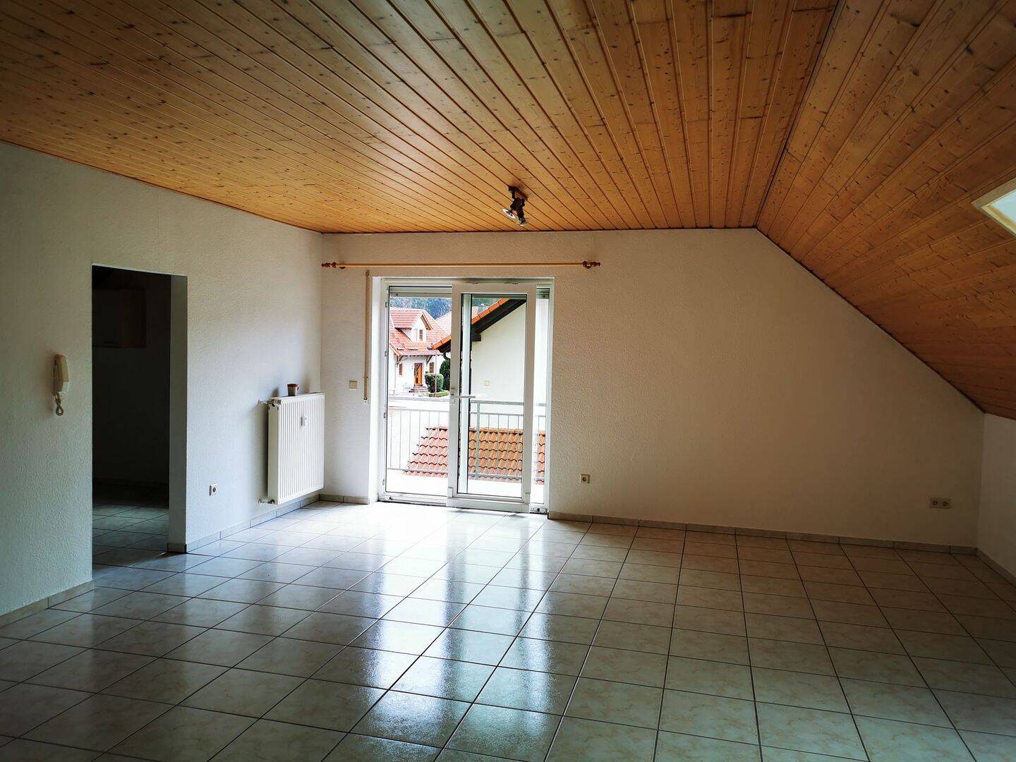 3ZKB Dachgeschosswohnung, 66851 Mittelbrunn