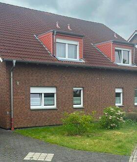 Ahlen-Vorhelm: Moderne DHH mit Garage in ruhiger Wohnlage, 59227 Ahlen